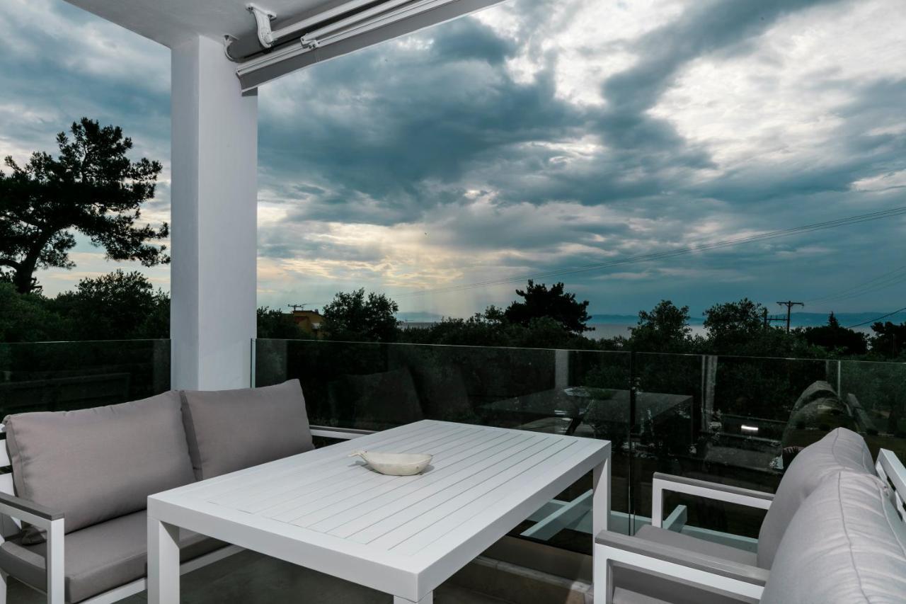 Pachis Escape Suites Luaran gambar