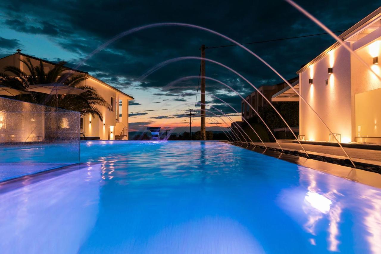 Pachis Escape Suites Luaran gambar